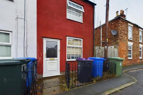 2 bedroom end of terrace house for sale, Stafford Street, Boston