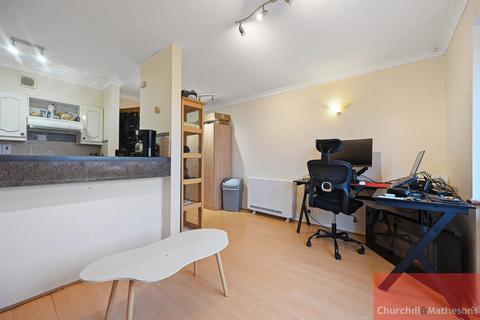 1 bedroom flat for sale, 115 Cotton AvenueWestcott Park,North ActonLondon