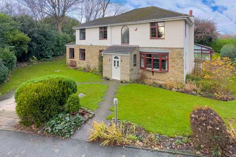 4 bedroom detached house for sale, Blenheim Court, Batley