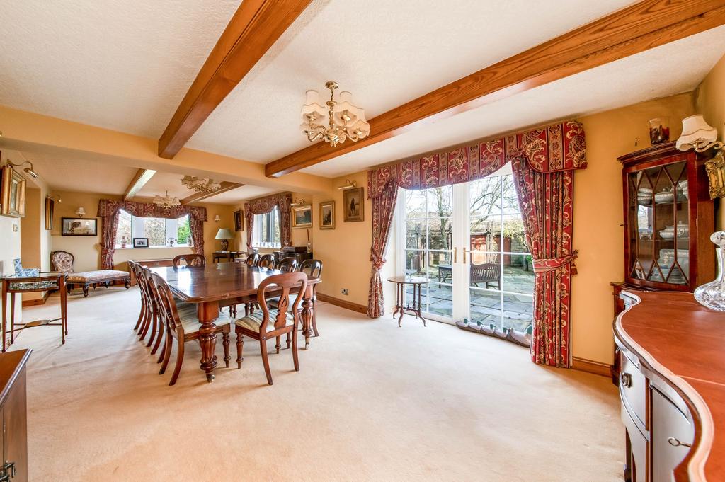 Second sitting room/dining room