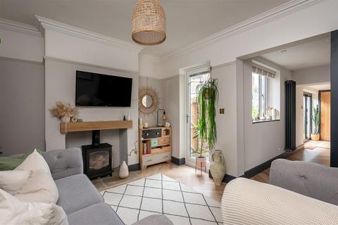 2 bedroom end of terrace house for sale, Baker Street, Off Bootham, York YO30 7AY