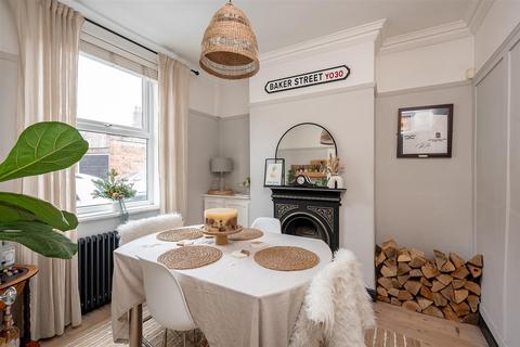 3 Baker Street, York, YO30 7AY