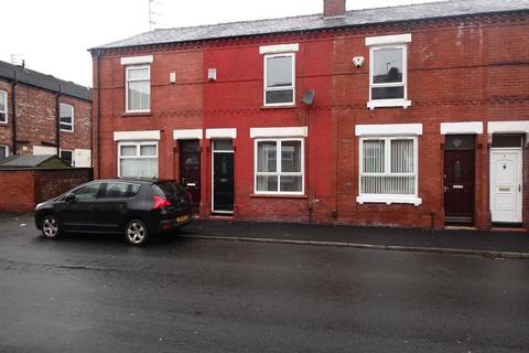 2 bedroom terraced house to rent, Margaret Street, Reddish