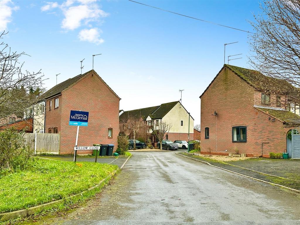 Entrance to Willow Close