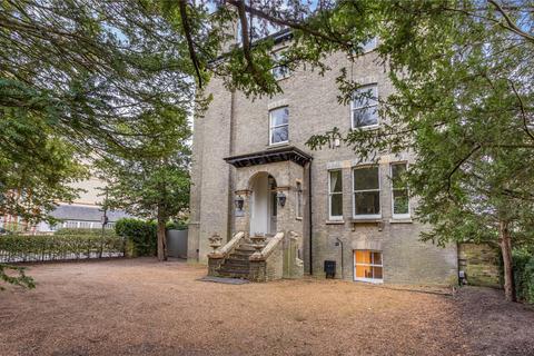 undefined, Cambridge, Cambridgeshire, CB2