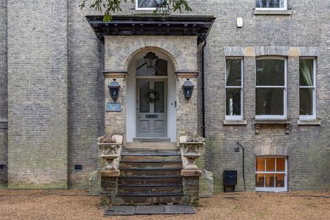 undefined, Cambridge, Cambridgeshire, CB2