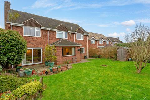 4 bedroom detached house for sale, Queens Close, Harbury, Warwickshire CV33 9JJ