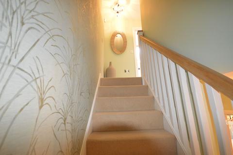 12 Blue Dragon Yard, Beaconsfield, HP9 1GW