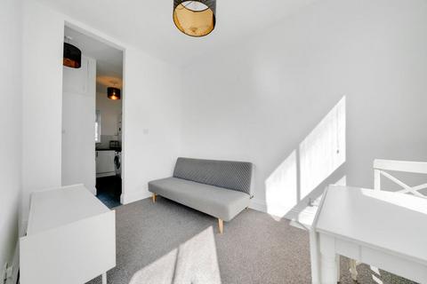 1 bedroom flat for sale, Shakspeare Walk, London N16