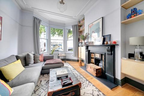 23 Belgrade Road, London, N16 8DH