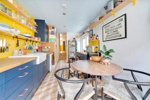 23 Belgrade Road, London, N16 8DH