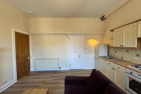 2 bedroom flat to rent, Marchmont Crescent, Marchmont, Edinburgh, EH9