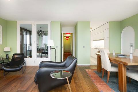 3 bedroom flat for sale, Cromwell Tower, London EC2Y