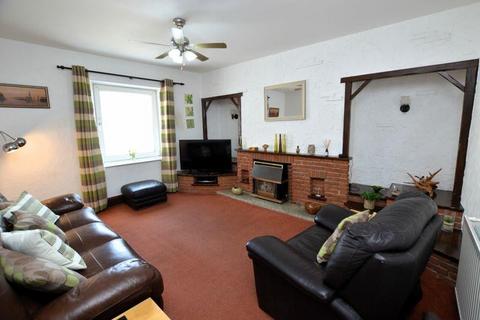 2 bedroom flat for sale, Abbey Terrace, Whitby, YO21