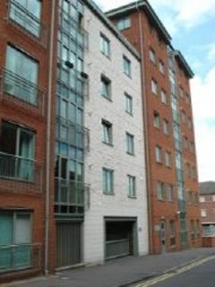 2 bedroom flat to rent, Raleigh Street, Nottingham NG7