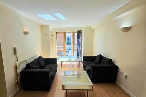 2 bedroom flat to rent, Raleigh Street, Nottingham NG7