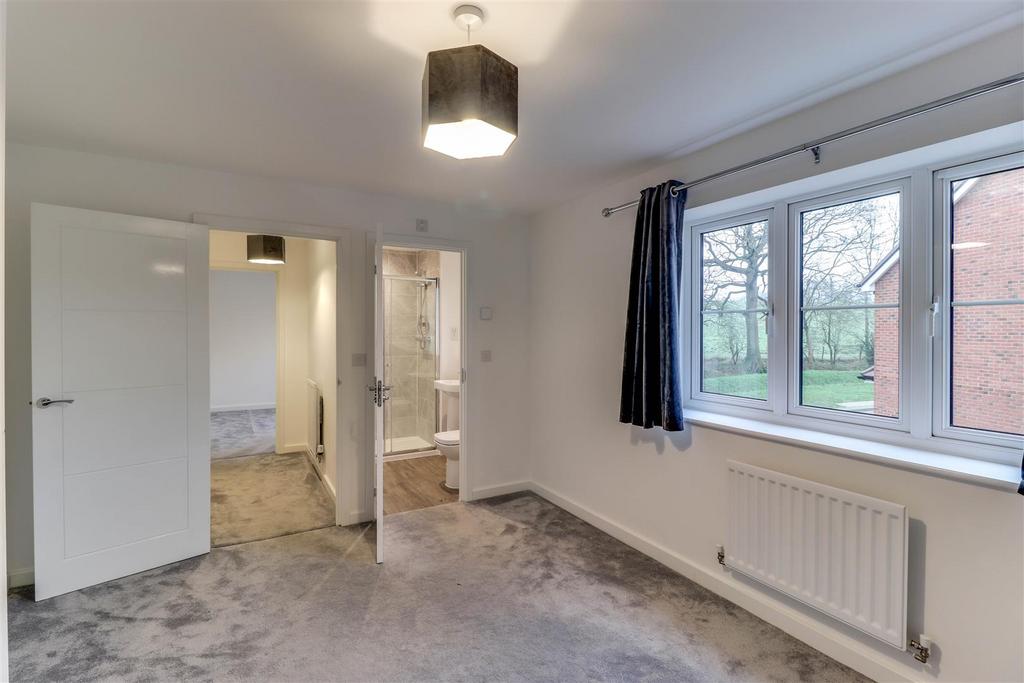 39. Bedroom 1.jpg