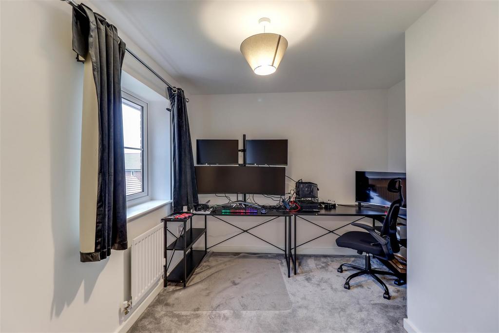 45. Bedroom 3.jpg