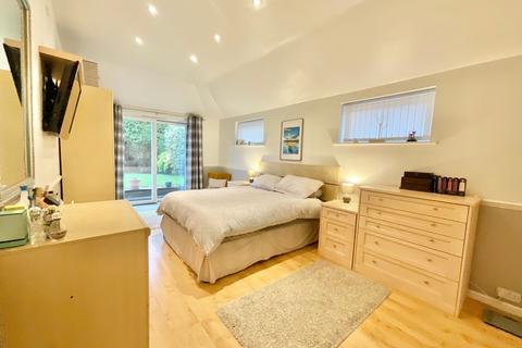 12 Sidcot Place, Stoke-on-trent, ST1 6DZ