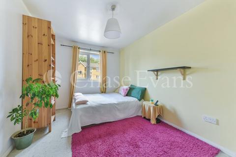 2 bedroom flat for sale, Jack Clow Road, West Ham, London, E15