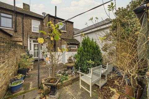 2 bedroom house for sale, Victoria Road, Kingston Upon Thames KT1