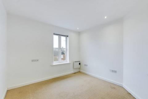 2 bedroom flat to rent, Vestry Gardens, Coney Hill