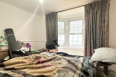 69a Upper Abbey Road, Belvedere, DA17 5AF