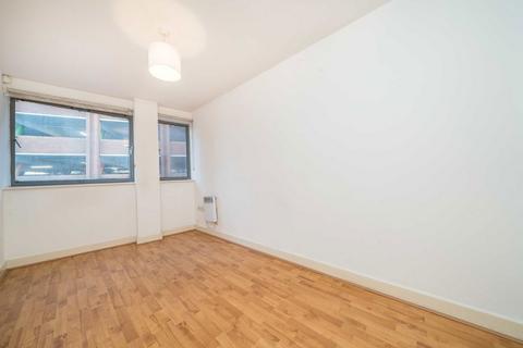 2 bedroom flat for sale, The Bittoms, Kingston Upon Thames KT1