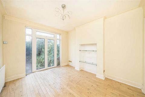 3 bedroom terraced house for sale, Malyons Road, London SE13