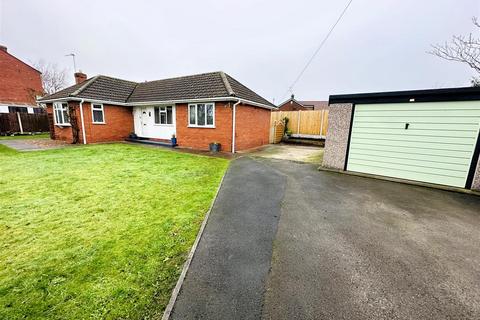 2 bedroom detached bungalow for sale, Weeland Road, Eggborough, Goole