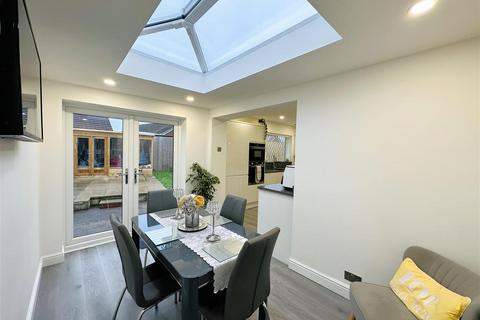 11 Weeland Road, Eggborough, Goole, DN14 0PP