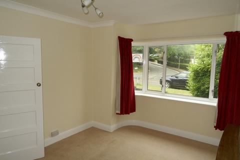 2 bedroom apartment to rent, Warren Road, Orpington BR6