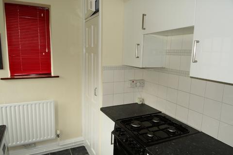 2 bedroom apartment to rent, Warren Road, Orpington BR6