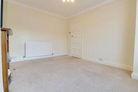 2 bedroom apartment to rent, Warren Road, Orpington BR6