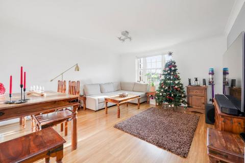 1 bedroom flat to rent, Sydenham Avenue, N21