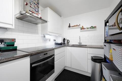 1 bedroom flat to rent, Sydenham Avenue, N21