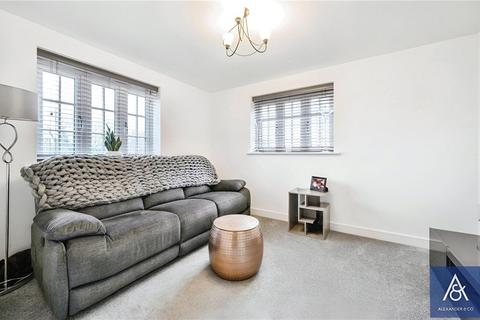 53 Flanders Way, Brackley, NN13 6FX