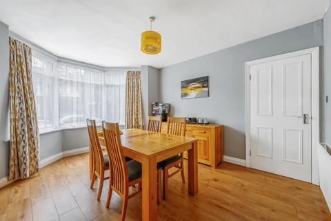 4 bedroom house for sale, Court Way, Acton