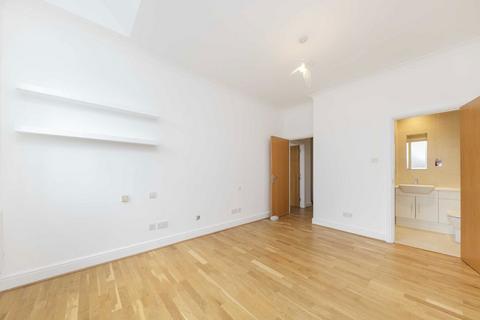 2 bedroom flat to rent, Ferndale Road, London SW4