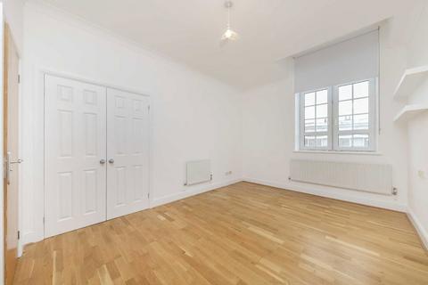 2 bedroom flat to rent, Ferndale Road, London SW4