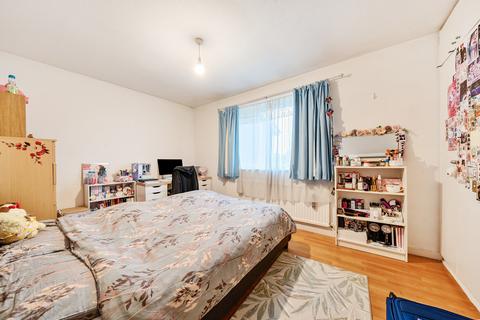 50 Abbotts Road, Sutton, SM3 9TA