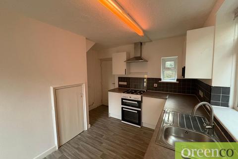 2 bedroom semi-detached house to rent, Coniston Road, Salford M27