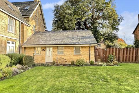 2 bedroom semi-detached bungalow for sale, High Street, Mickleton