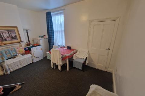 2 bedroom terraced house for sale, Cambridge Street, West Bromwich B70