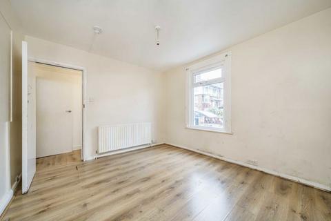 3 bedroom house for sale, Fountain Road, London SW17