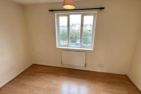 2 bedroom terraced house to rent, Magnolia Rise, Trowbridge