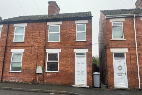 3 bedroom semi-detached house to rent, Newark, Milton Street