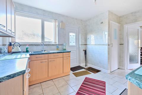 10 Bloomfield Park, Carnforth, LA5 9LH