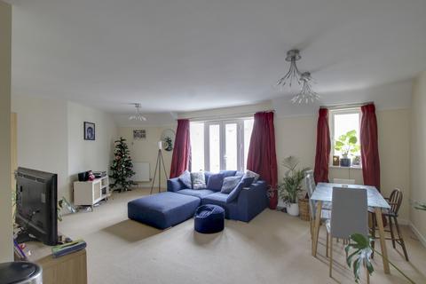 2 bedroom apartment for sale, Flawn Way, St. Neots PE19