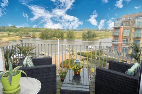 2 bedroom flat for sale, Flawn Way, St. Neots PE19